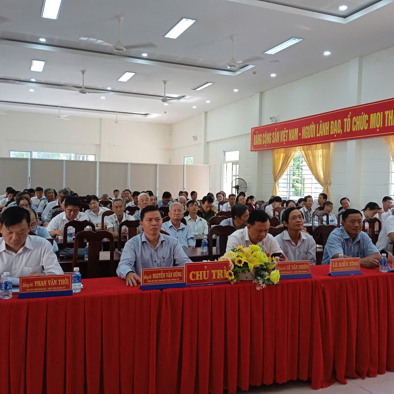 	
Điểm cầu Hội nghị trực tuyến nghiên cứu, học tập, quán triệt và triển khai thực hiện Nghị quyết Hội nghị lần thứ Hai Ban chấp hành TW Đảng khóa XIV
